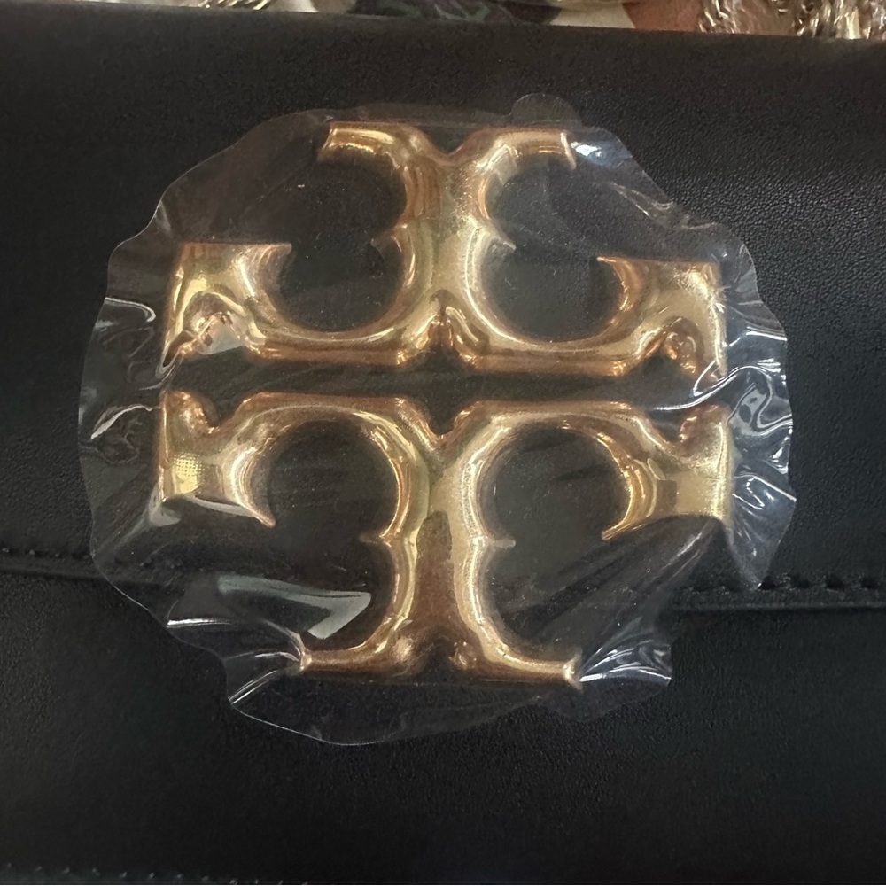 BNWT tory burch eleanor bag in black w gold chain - Picture 2 of 7